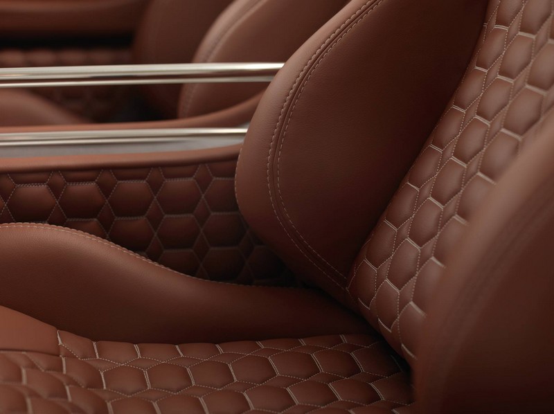 World Debut for The Spyker C8 Preliator-interior shots