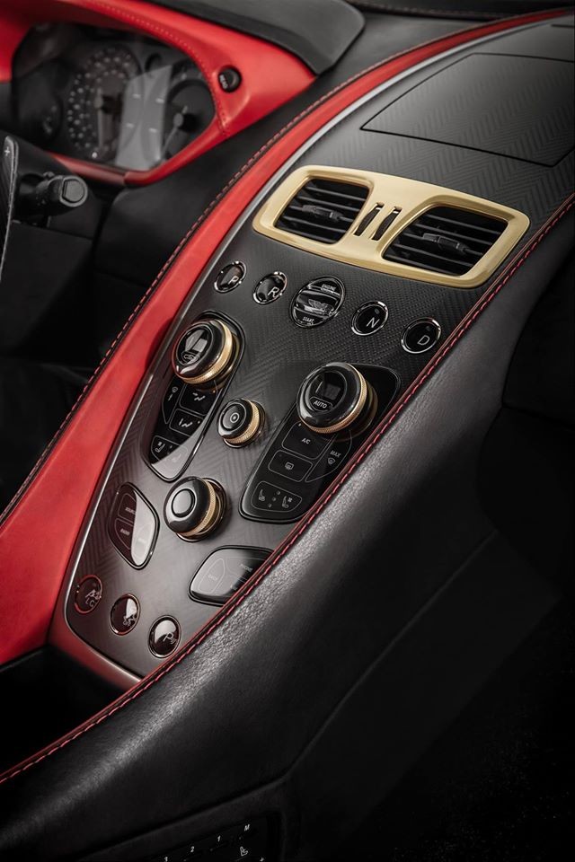 aston martin vanquish zagato limited edition 2016- cockpit details-