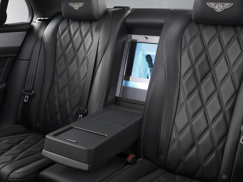 bespoke-mulliner-features-rear-interior-glasses-in-anthracite