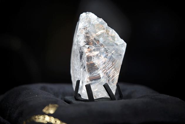 de-grisogono-acquires-the-constellation-the-worlds-most-expensive-rough-diamond