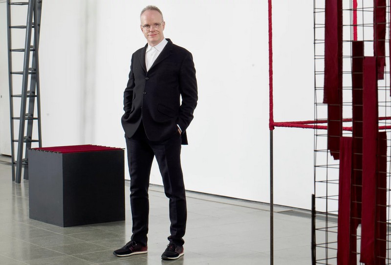 gallerist-hans-ulrich-obrist-the-most-powerful-men-in-the-art-world-in-2016-2017