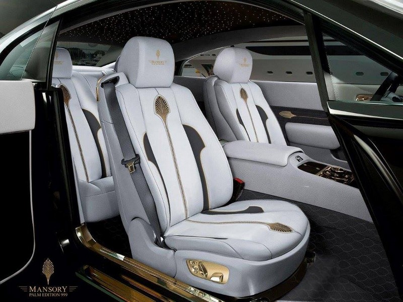 gold-decorated Rolls-Royce wraith Palm Edition 999--