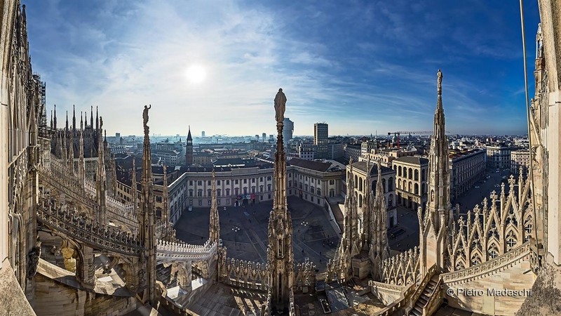 la moda aiuta il duomo-