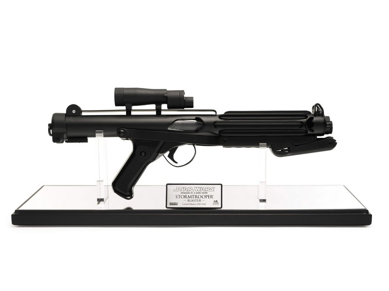 master-replicas-stormtrooper-blaster-2004-The First Auction of Star Wars Collectibles at Sothebys