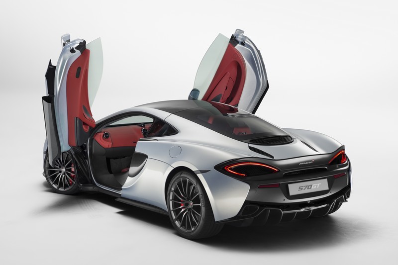 mclaren 570GT-supercar-doors