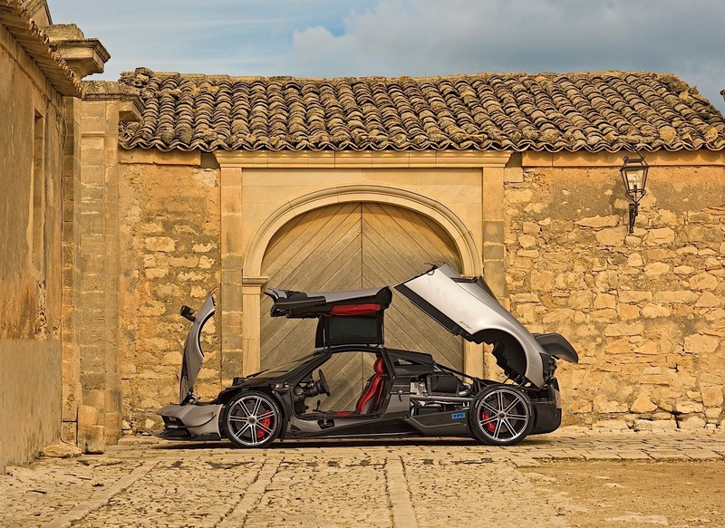 pagani huyara BC 2016