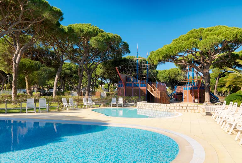 pine cliffs ocean suites - a luxury collection resort algarve - 2luxury2com-Porto Pirata Children's Village