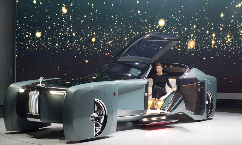 rolls-royce next vision 100 - The Vision Next 100 - the autonomous vehicle aimed at the most discerning and powerful patrons in the world