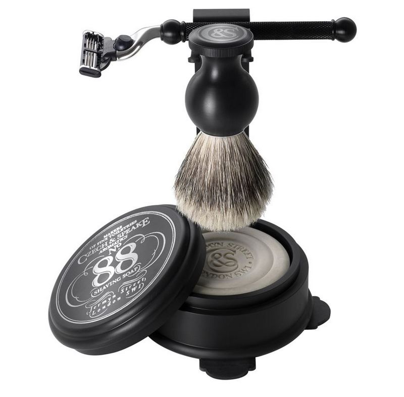 shaving set and stand