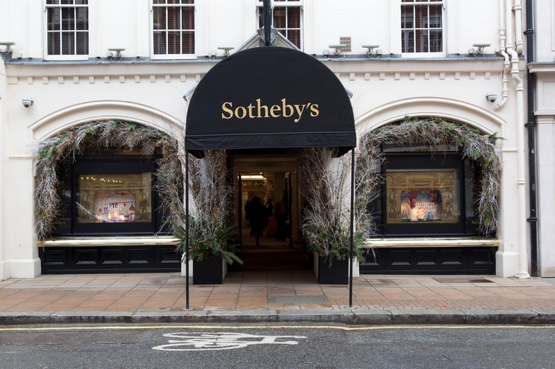 sothebys-entrance