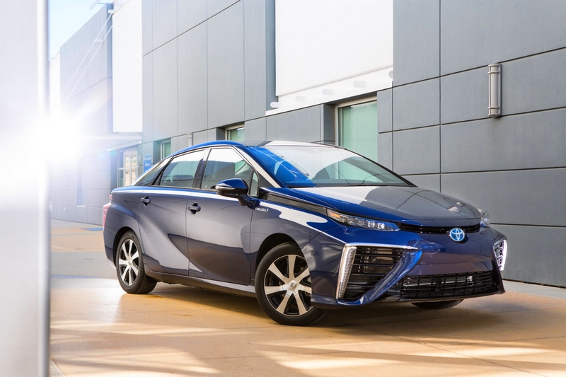 toyota mirai