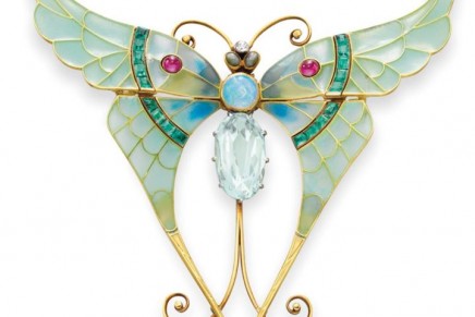 The flight of the Boucheron Butterfly Brooch