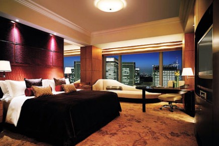 Shangri-La Tokyo selected as No. 1 luxury hotel at Traveler’s Choice Awards 2012