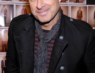 Menswear designer John Varvatos to receive the 2012 Spirit of Design Award