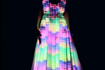 Aurora haute couture dress with LEDs technology