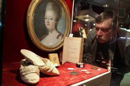 Marie-Antoinette mules fetch thousands