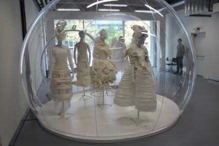 Cristóbal Balenciaga and Comme des Garçons in exhibition