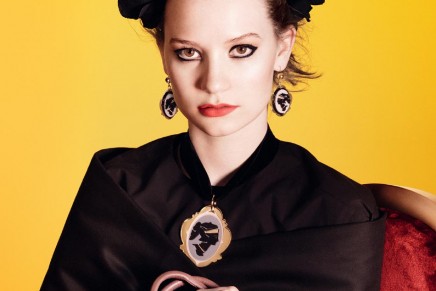 Marie Antoinette in Miu Miu oversized accessories