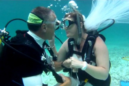 Bahamas wedding ceremony on the ocean floor