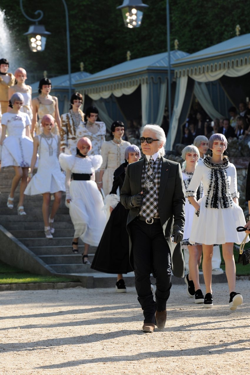 Fabuleux Versailles: Chanel 2012 - 2013 Cruise Collection 