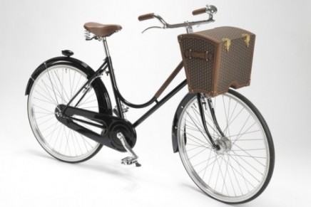 Picnic à deux: Moynat Malle Bicyclette