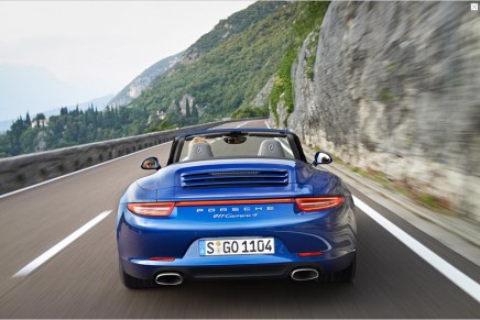 Four brand new all-wheel drive 911 Carrera 4: World premiere at the Paris International Motor Show