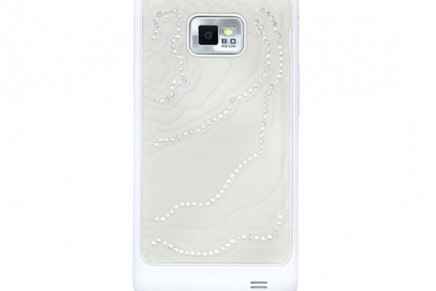 A shimmering facelift for Samsung Galaxy S II:  Limited Crystal Edition