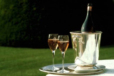 Expert tips for buying Champagne