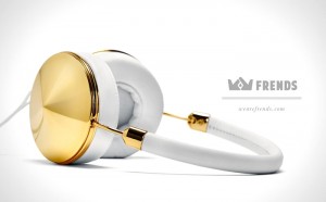 Womens line of designer headphones  2luxury2com Womens line of designer headphones  2luxury2com