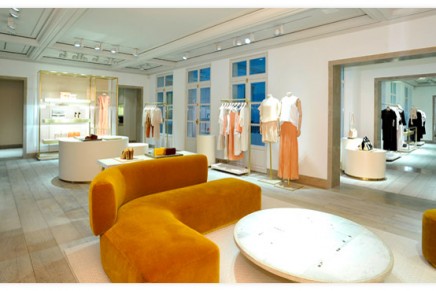 Chloé’s first Maison opened on Paris’ rue Saint-Honoré