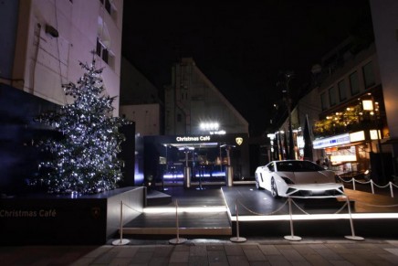 Lamborghini announced V10 Gallardo’s departure and Christmas Cafe opening