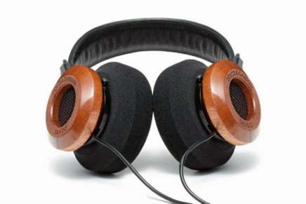 Dolce & Gabbana DS2012 headset in collaboration with Grado Labs