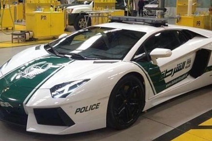 A $500,000 Lamborghini cop car unveiled in Dubai