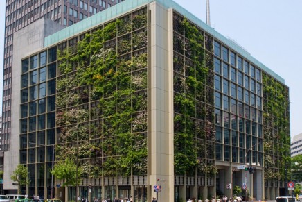 The largest urban farm in Japan