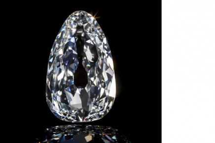 Scientifically extraordinary million dollar diamond at auction