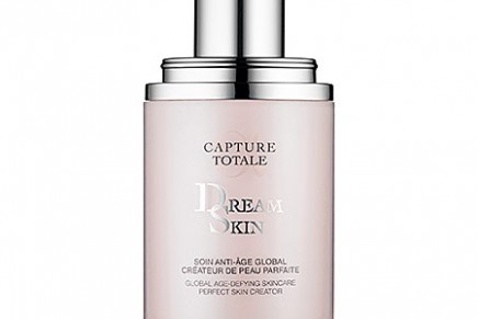 Capture Totale Dreamskin – the 1st global age-defying skincare perfect skin creator