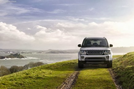 Land Rover celebrates 25 years of the Disco with limited edition XXV model