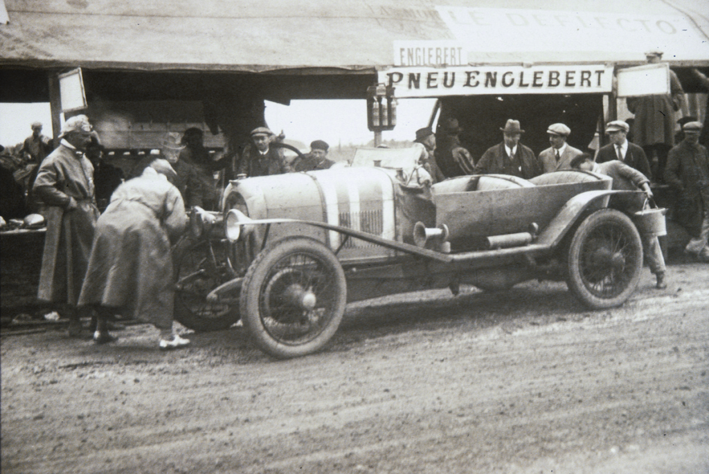 LE Mans 24 hours car race_1923_chenardetwalcker
