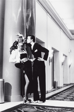 https://www.2luxury2.com/wp-content/uploads/2014/02/helmut-newton-woman-into-man-hotel-george-v-french-vogue.jpg