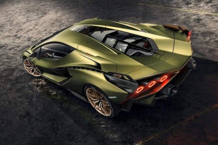63 individuals worldwide will own not only the fastest, but a unique Lamborghini Sián