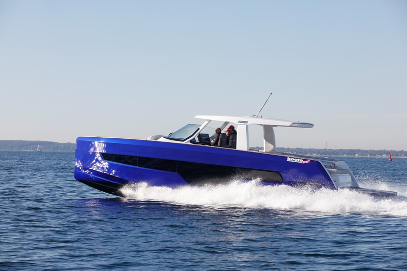 european powerboat of the year