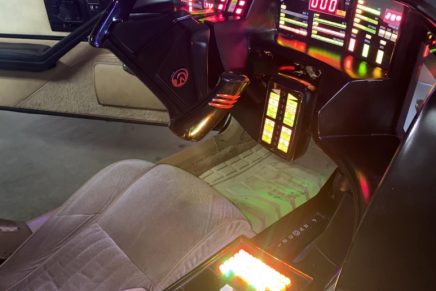 David Hasselhoff will personally deliver his Knight Rider KITT car to the winning bidder