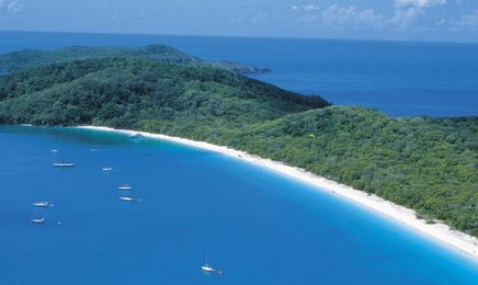 Australia’s Whitehaven Beach tops the world list; while Florida’s Saint Pete Beach celebrates #1 in the United States