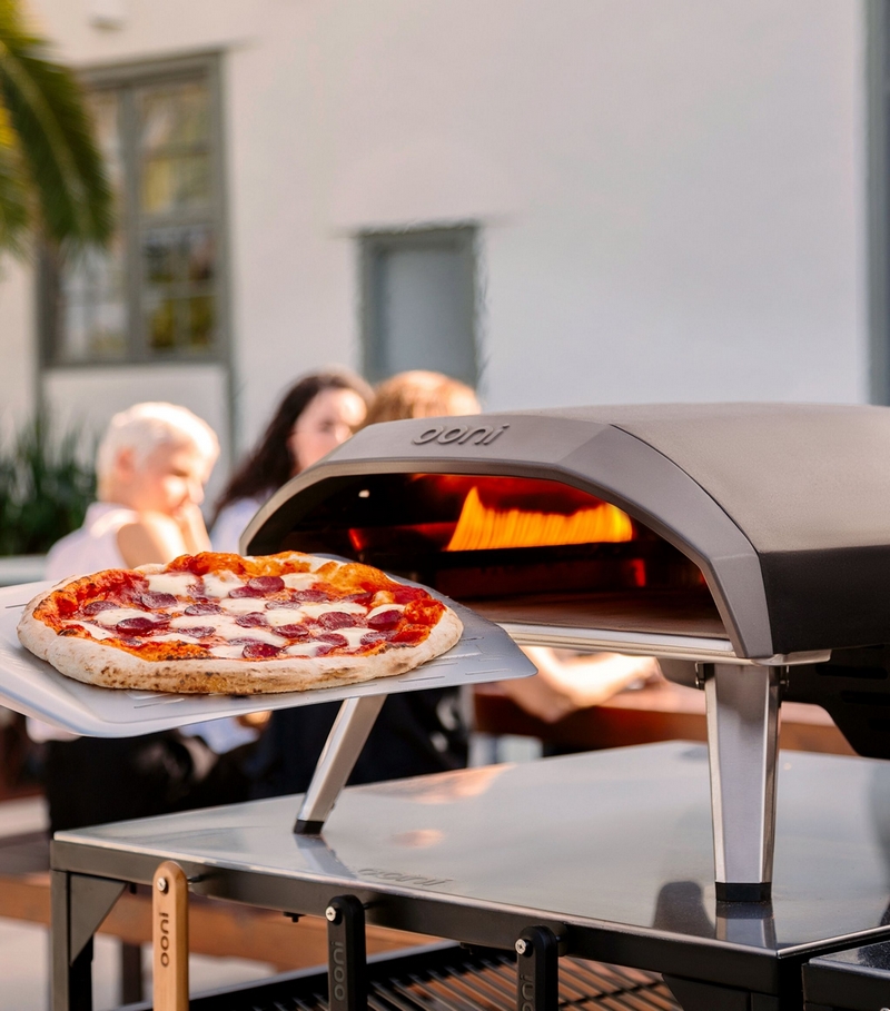 https://www.2luxury2.com/wp-content/uploads/2021/07/OoniKoda-16-pizza-oven.jpg