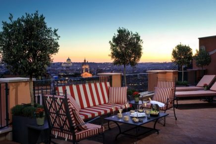 A tour of the largest and most spectacular panoramic Penthouse in Rome