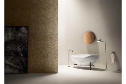 Stone sculptures for the bathroom: Three cocoon bathtubs perfect to relax in