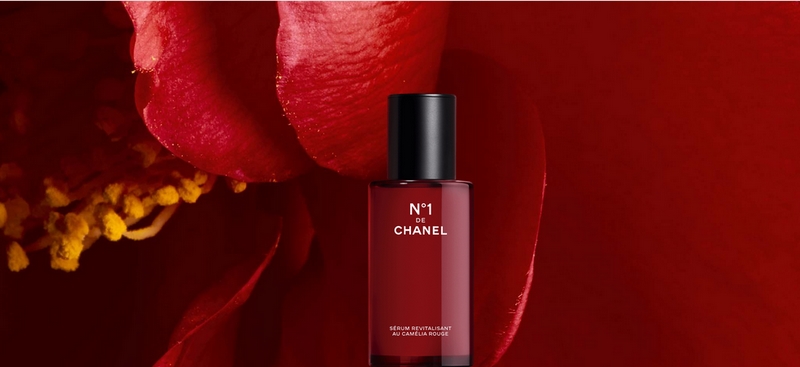 N°1 De CHANEL - the new holistic beauty line from Chanel bets on Red  Camellia 