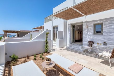 Cosme, a Luxury Collection Resort, Paros unveils one of the most luxurious accommodations on the Greek island