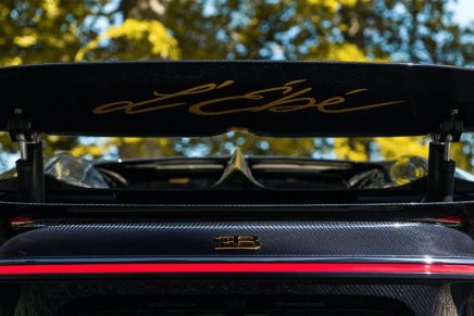 Bugatti Chiron L’Ébé – 24-Karat Decor Parts Adorn the Chiron for the First Time