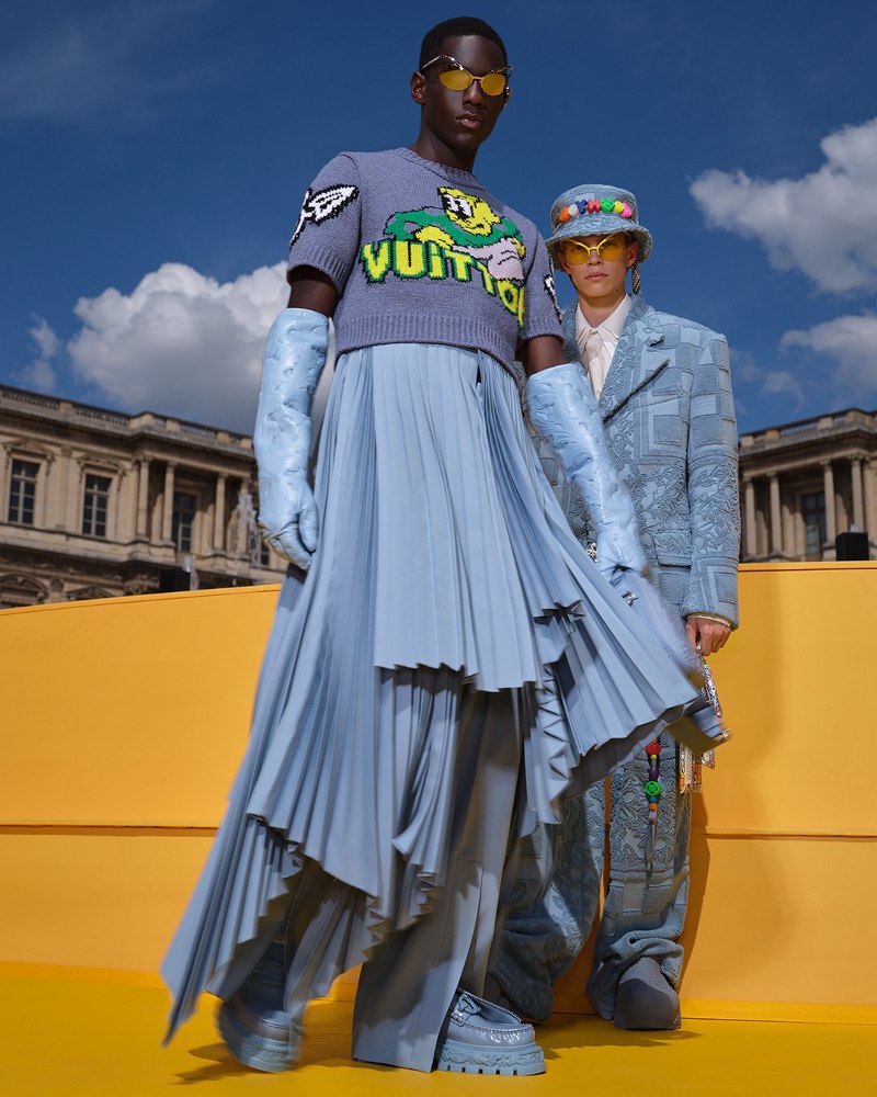 The Top 5 Shows at Men's Fashion Week Spring 2023: Kenzo, Louis Vuitton,  Givenchy, Versace and Fendi – Fashion Bomb Daily